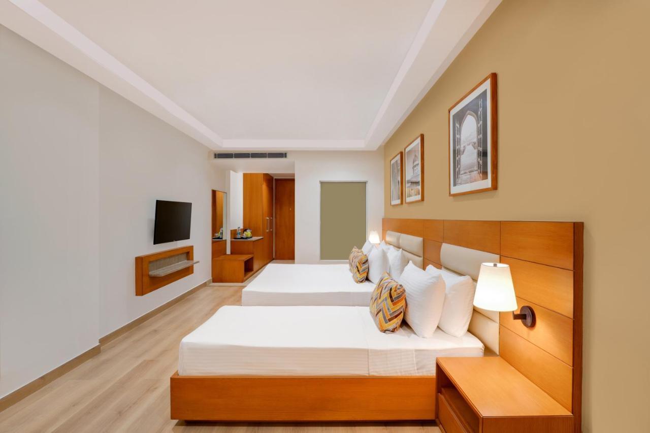 Lemon Tree Hotel Agra Shikohabad Екстер'єр фото